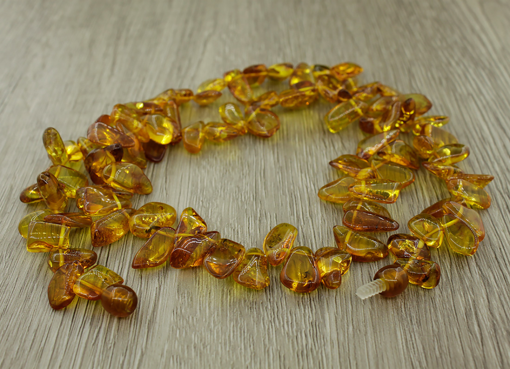 Бусы из янтаря