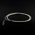 Шнурок для кулона текстильный белый